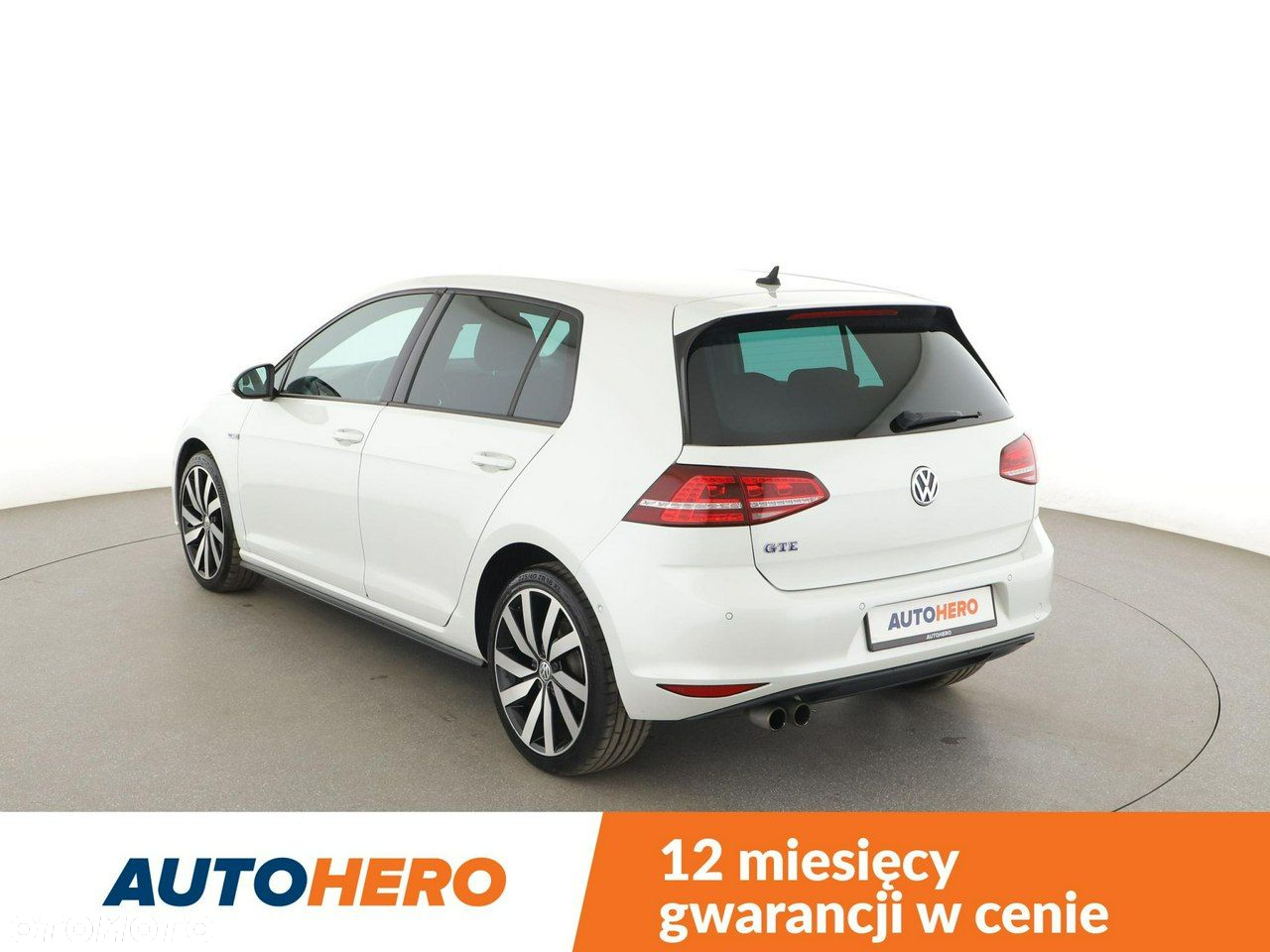 Volkswagen Golf - 4