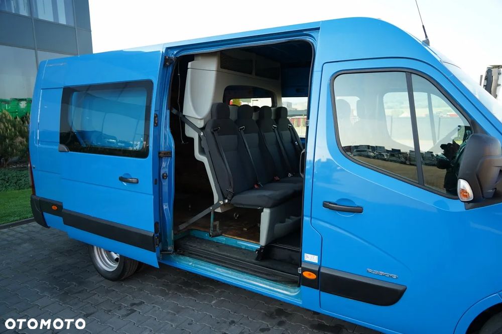 Renault MASTER / BLASZAK / FURGON / BRYGADÓWKA 7 MIEJSC  / SPROWADZONY - 32