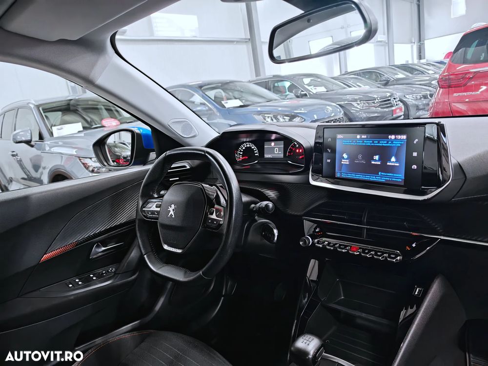 Peugeot 2008 PureTech 100 Allure - 10