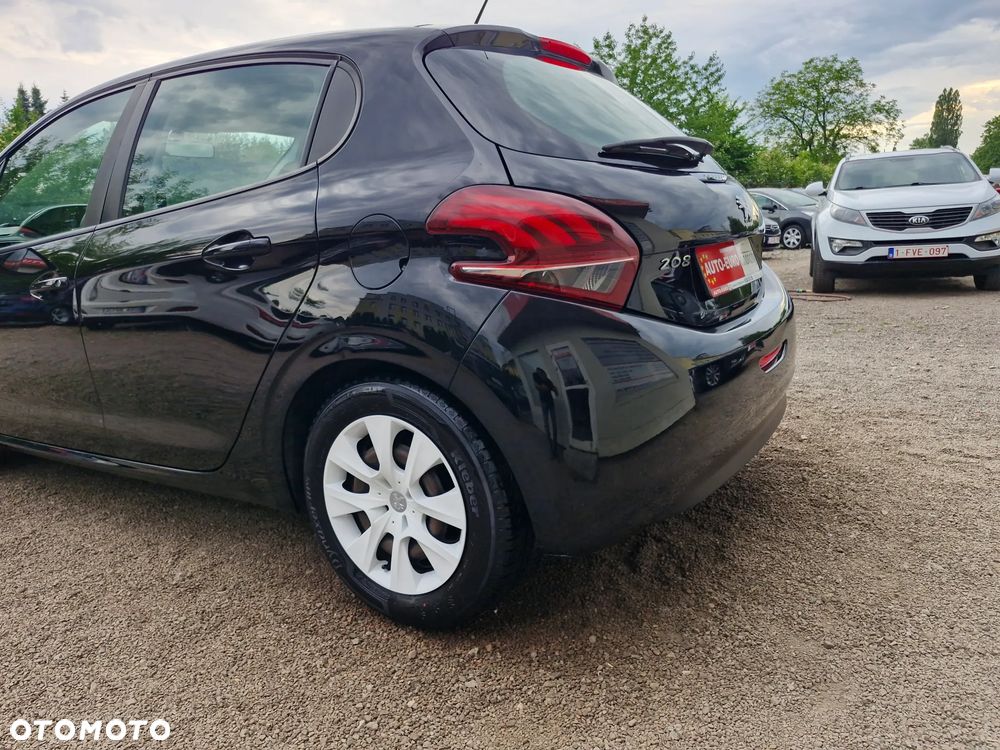 Peugeot 208 PureTech 82 Urban Move - 30