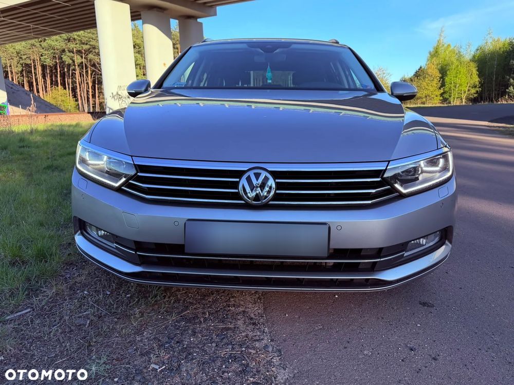 Volkswagen Passat 1.8 TSI BMT Comfortline - 22