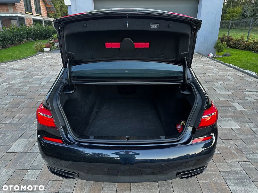 BMW Seria 7 740d xDrive - 6