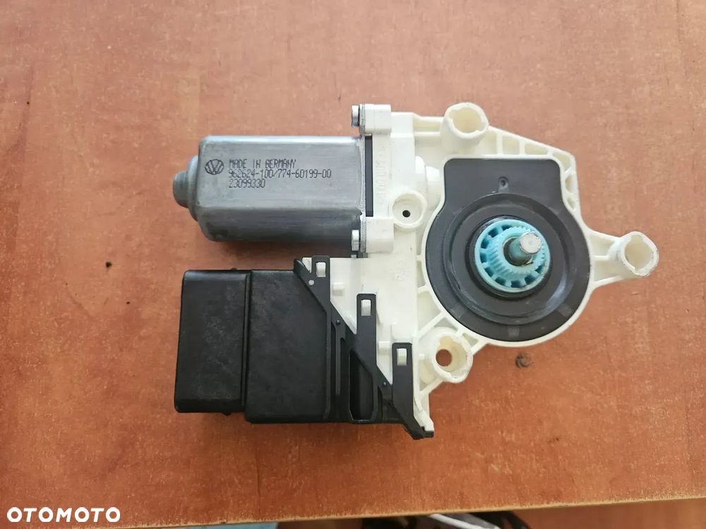 SILNICZEK PODNOSZENIA SZYBY 5N0959703B  VOLKSWAGEN TIGUAN - 2