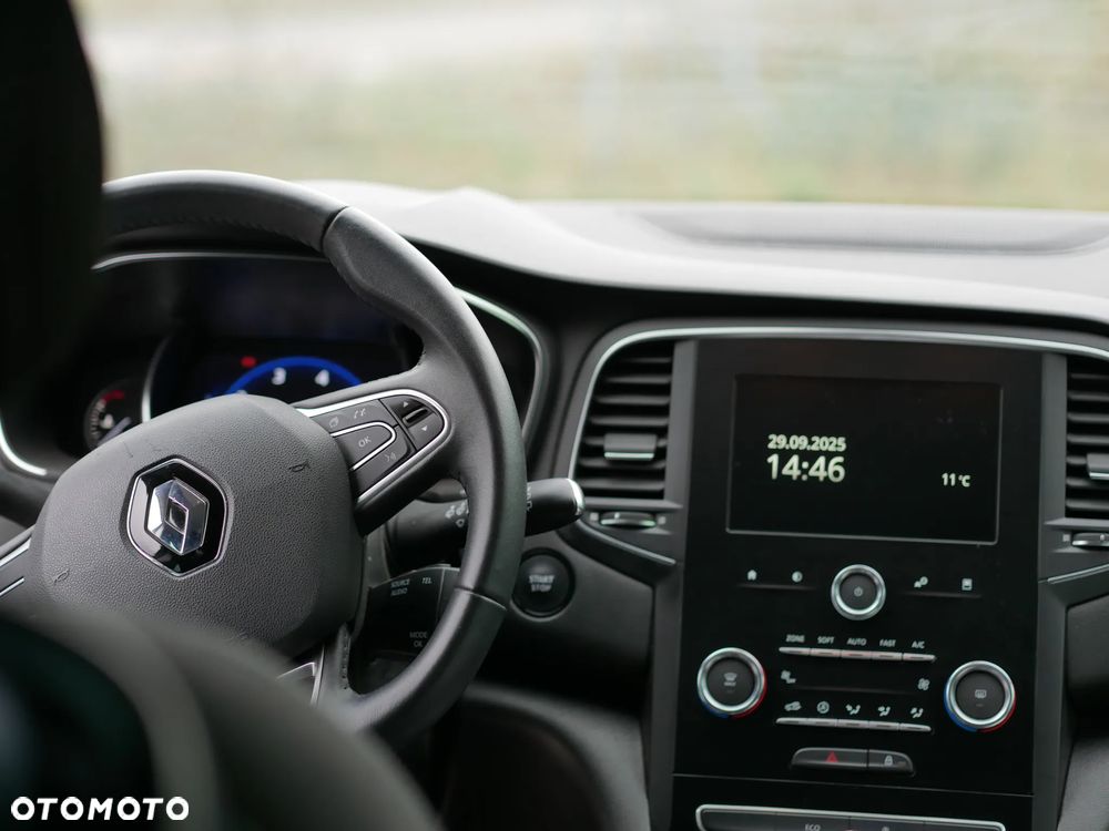 Renault Megane 1.3 TCe FAP Limited - 8