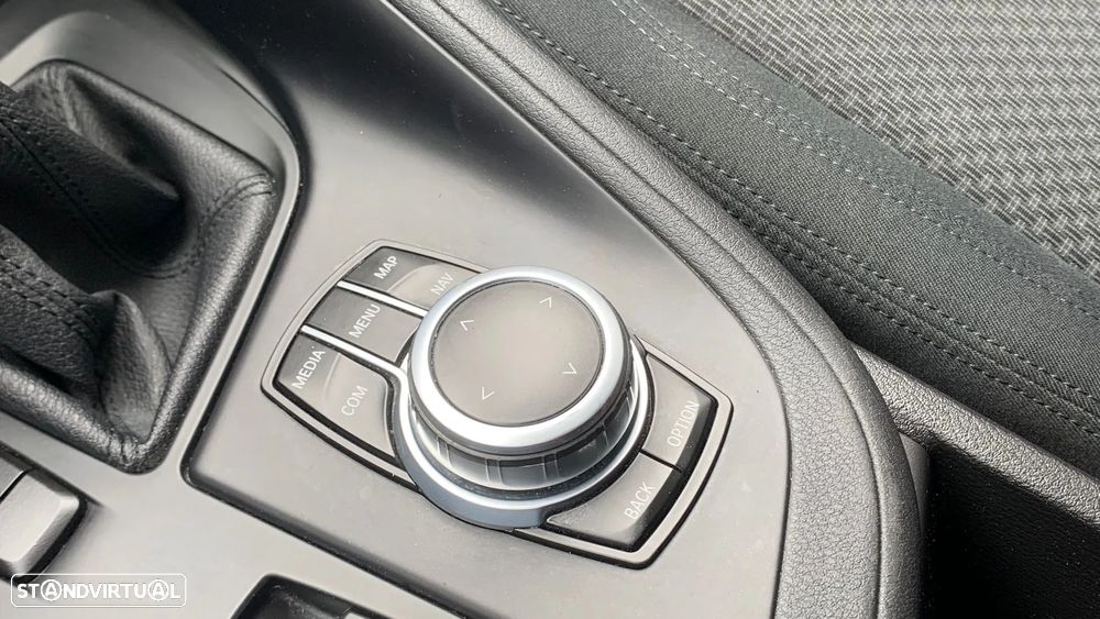 BMW X1 25 e xDrive Corporate Edition - 17