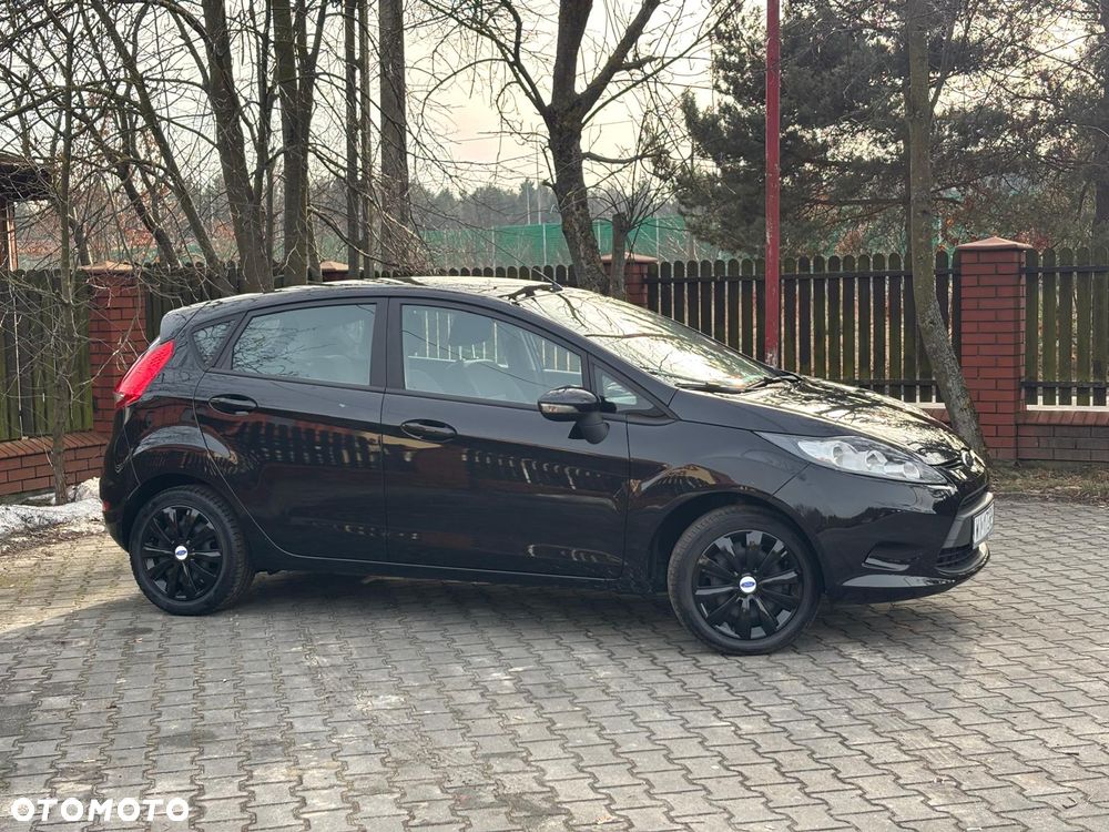 Ford Fiesta 1.25 Gold X EU5 - 9