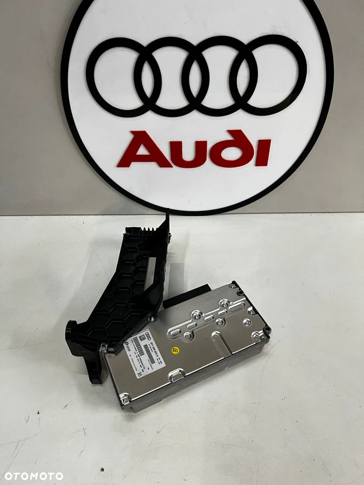 WZMACNIACZ BANG OLUFSEN AUDI A4 A5 S4  8T8907101 8T1035223A - 2