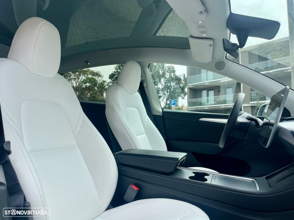 Tesla Model Y Standard - 17