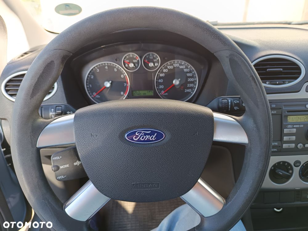 Ford Focus 2008 photo 4