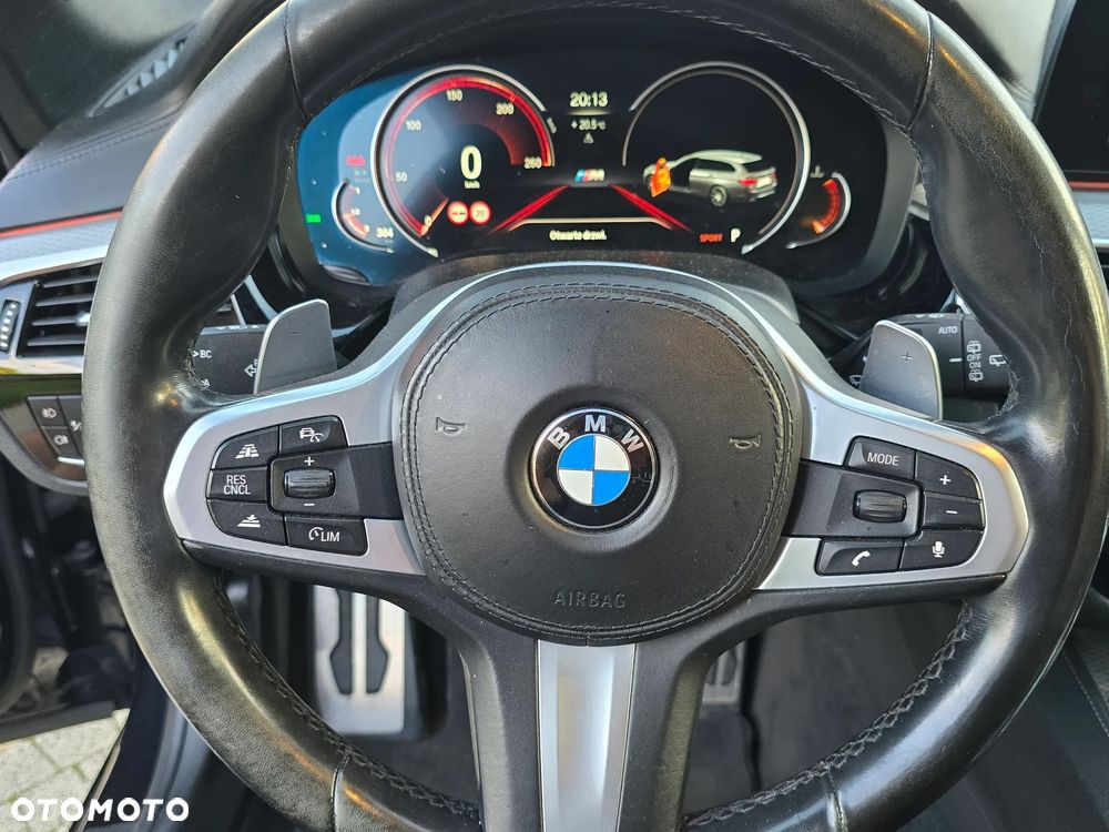 BMW Seria 5 520d xDrive mHEV M Sport sport - 28