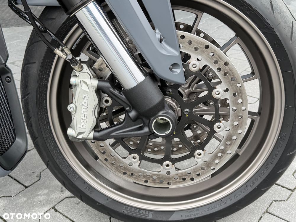 Ducati Diavel - 21