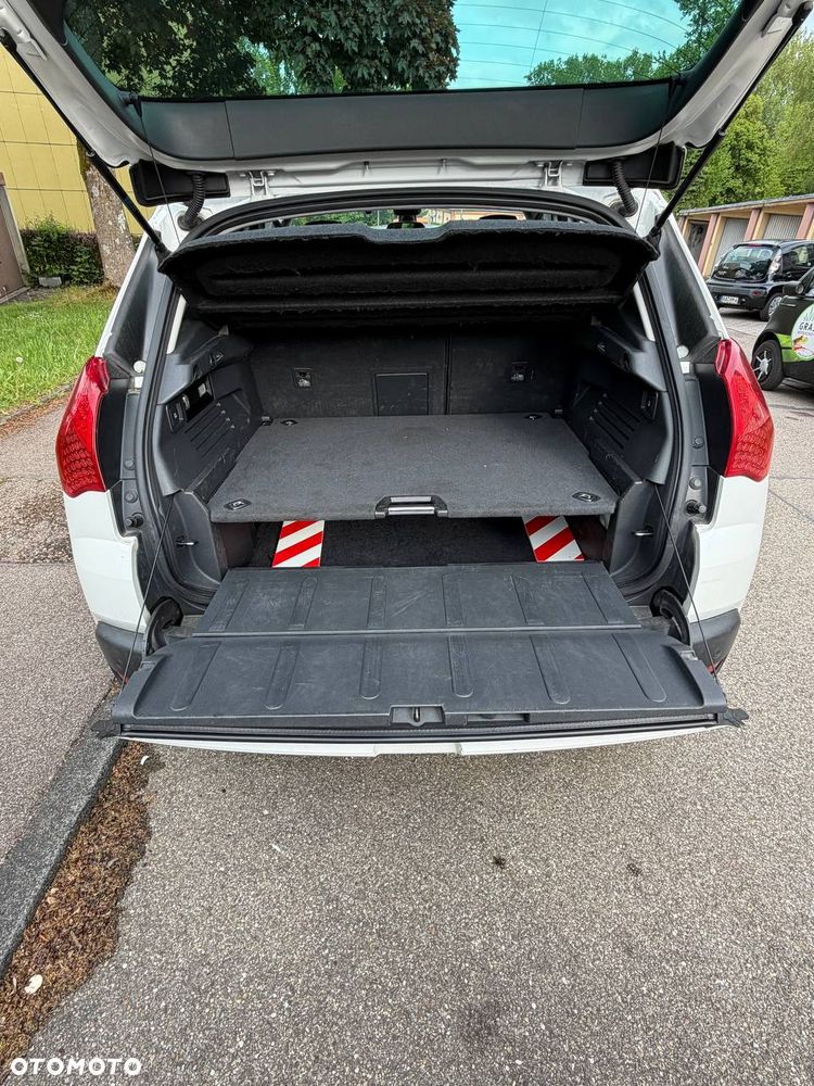Peugeot 3008 1.6 Allure - 18
