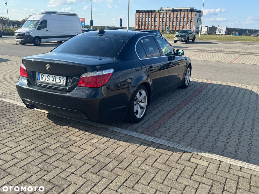 BMW Seria 5 525i - 3