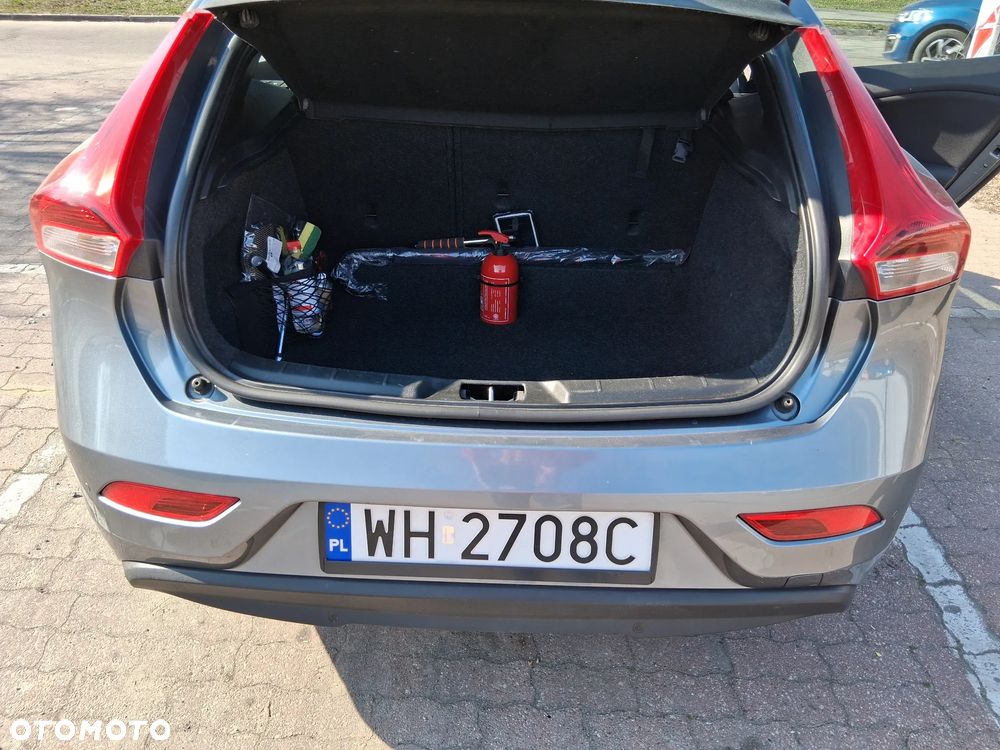 Volvo V40 - 22