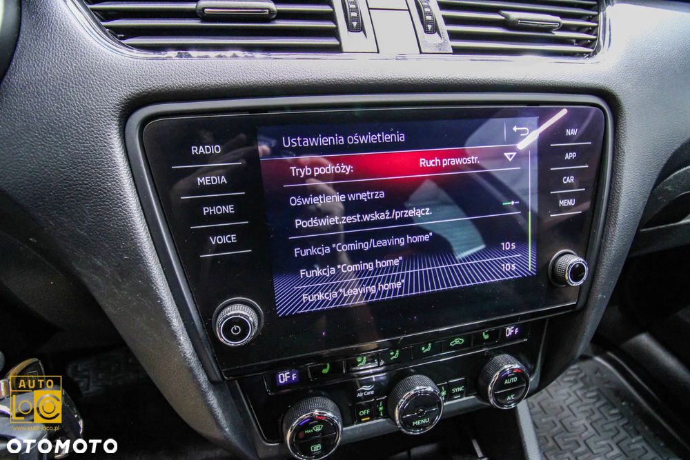Skoda Octavia 2.0 TSI RS 245 DSG - 25