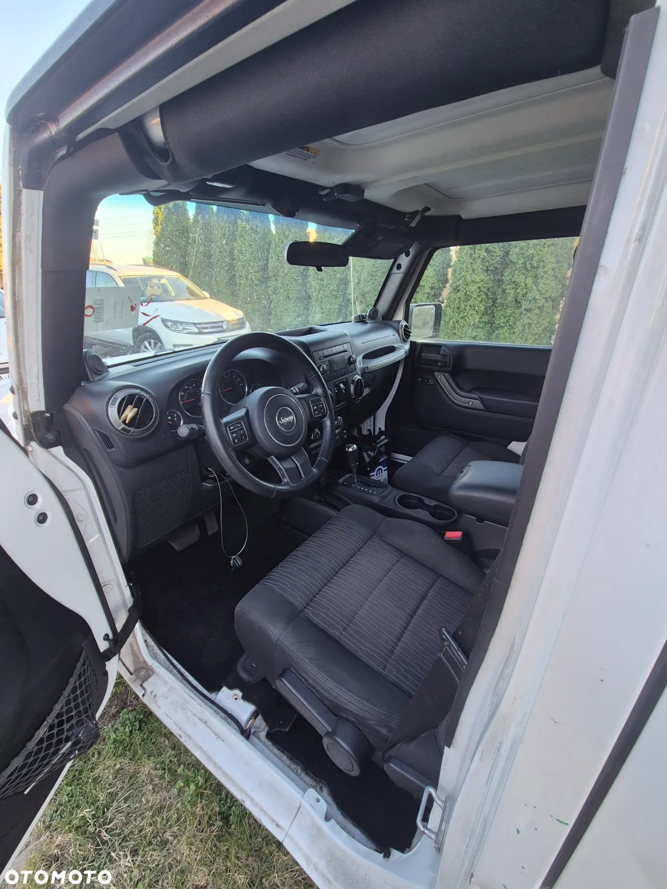 Jeep Wrangler - 13