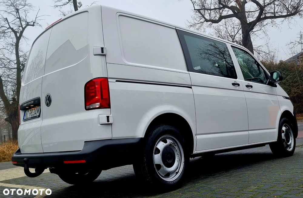 Volkswagen Transporter L1H1 Plus Trendline DSG - 36