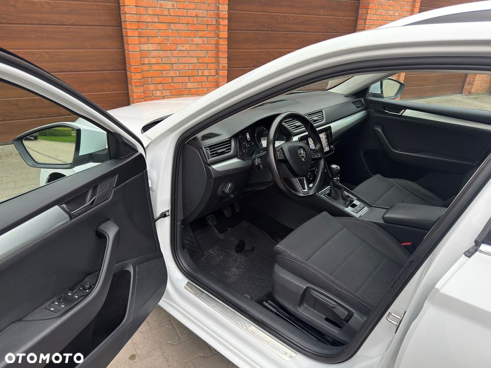 Skoda Superb 1.6 TDI GreenLine - 9