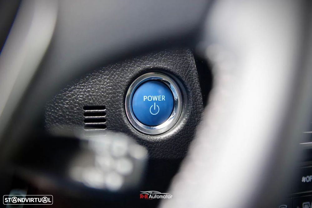 Toyota Auris 1.8 HSD Comfort+J17+Navi - 24