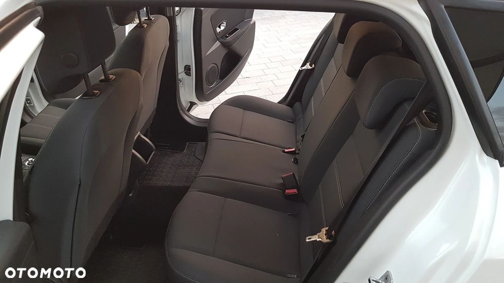 Renault Megane 1.6 16V Style Edition - 9