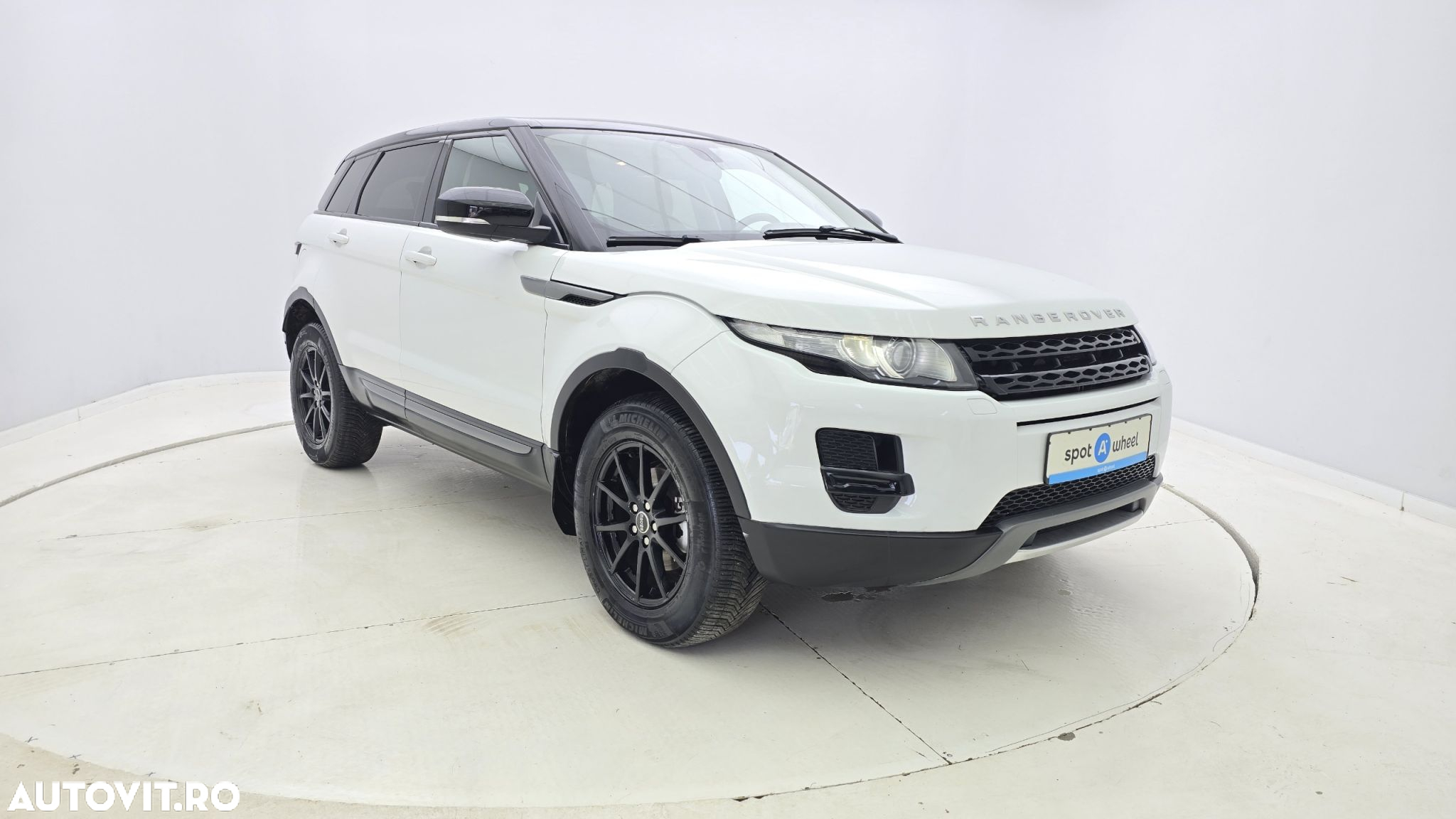 Land Rover Range Rover Evoque - 4
