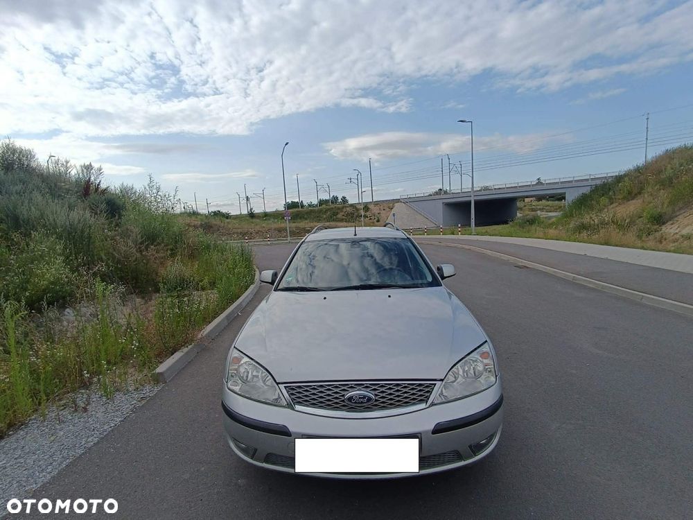 Ford Mondeo 1.8 Ghia - 2