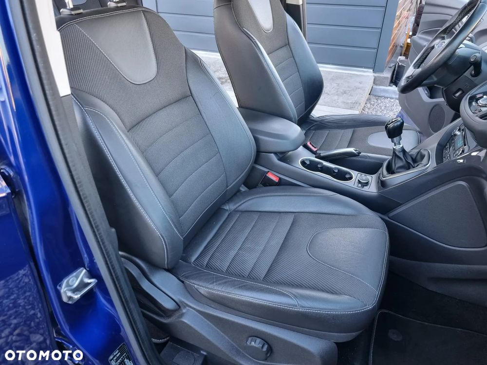 Ford Kuga 2.0 TDCi 4x4 Individual - 16