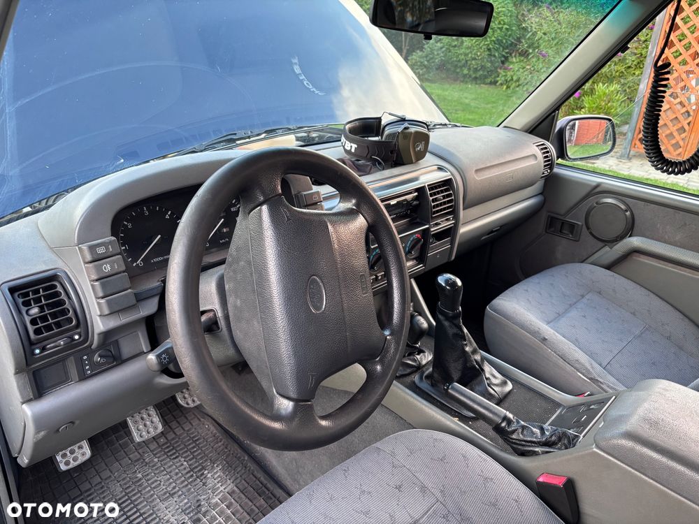 Land Rover Discovery - 10