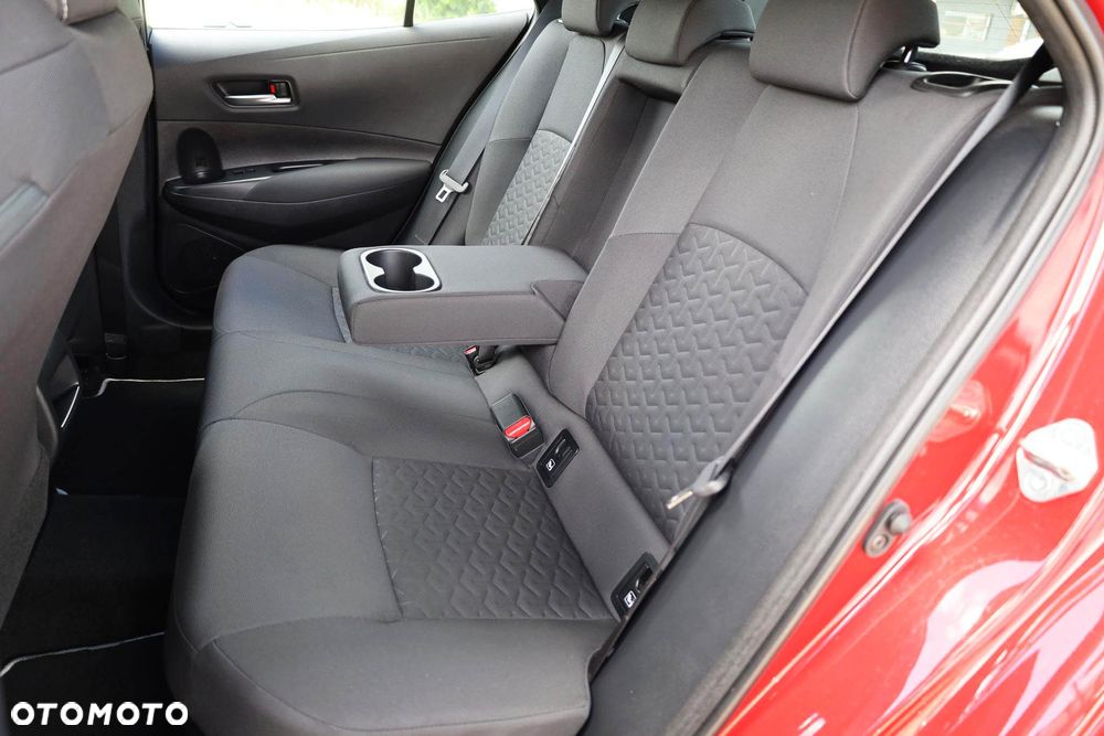 Toyota Corolla 1.8 Hybrid Comfort - 34