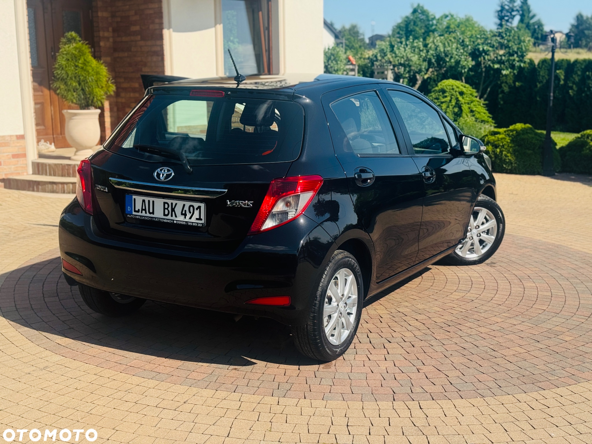 Toyota Yaris 1.33 VVT-i Executive - 27