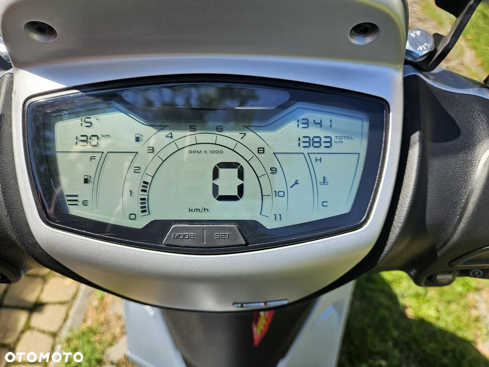 Piaggio Medley - 10