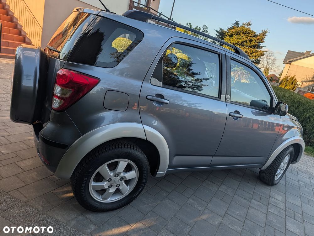 Daihatsu Terios Standard - 4