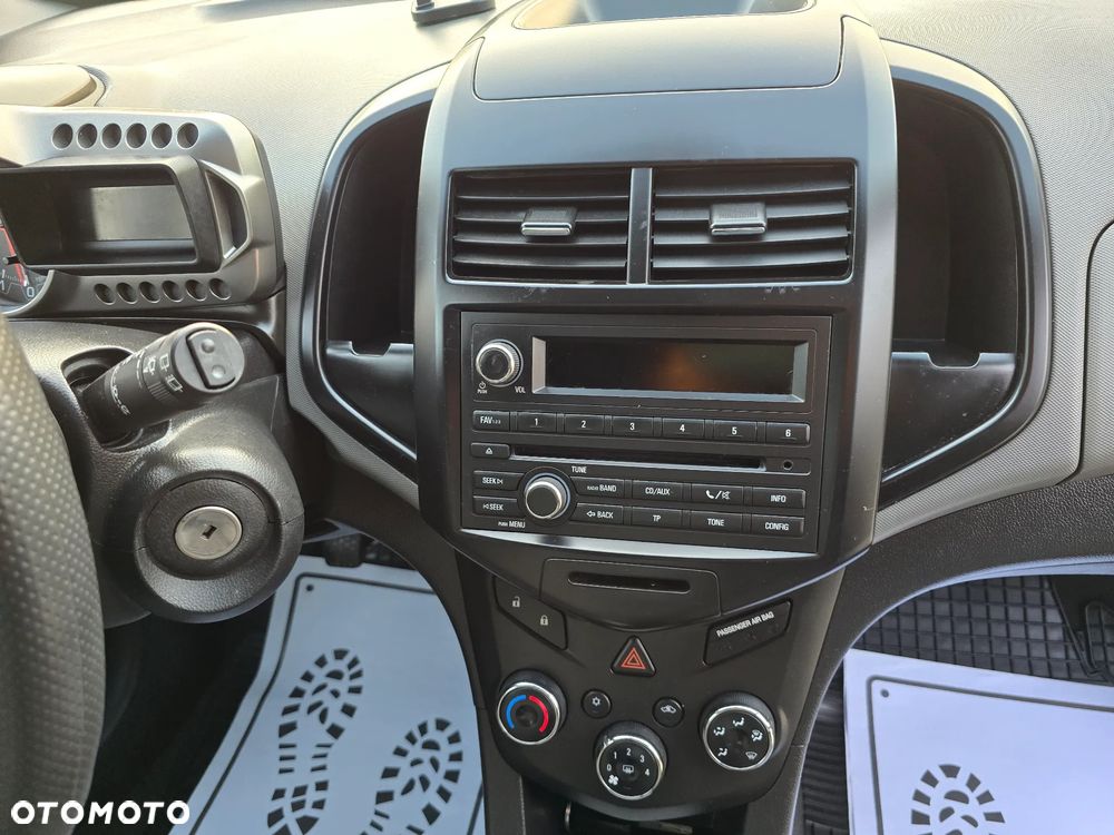 Chevrolet Aveo - 26
