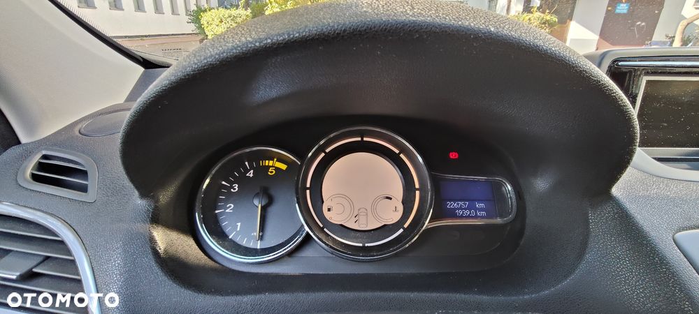 Renault Megane - 5