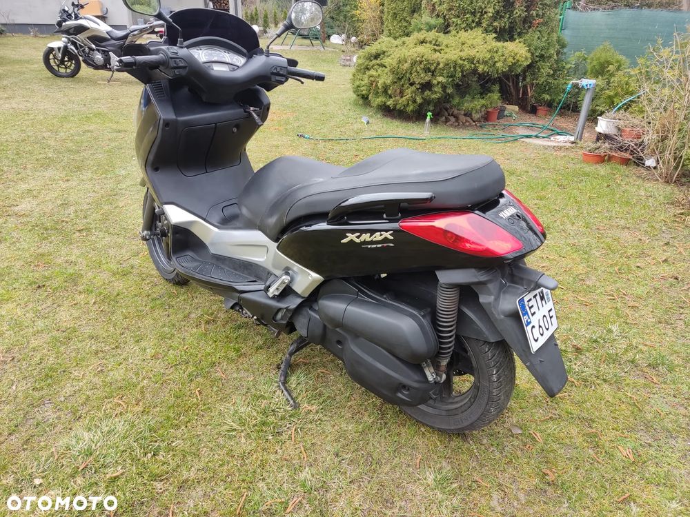 Yamaha X-max - 4