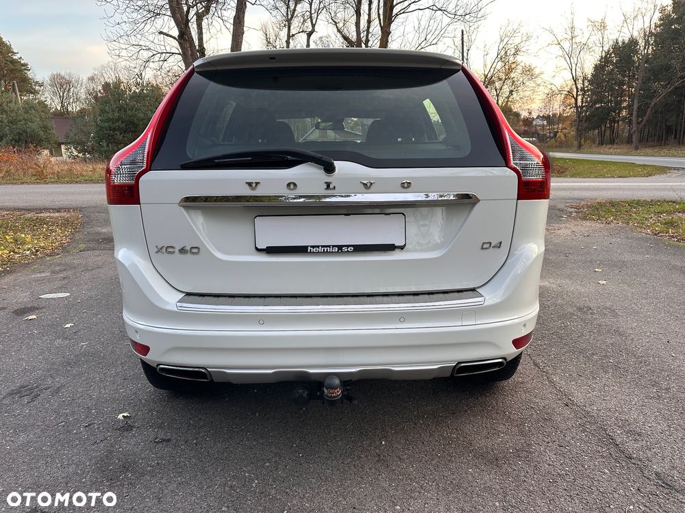 Volvo XC 60 D4 Momentum - 13