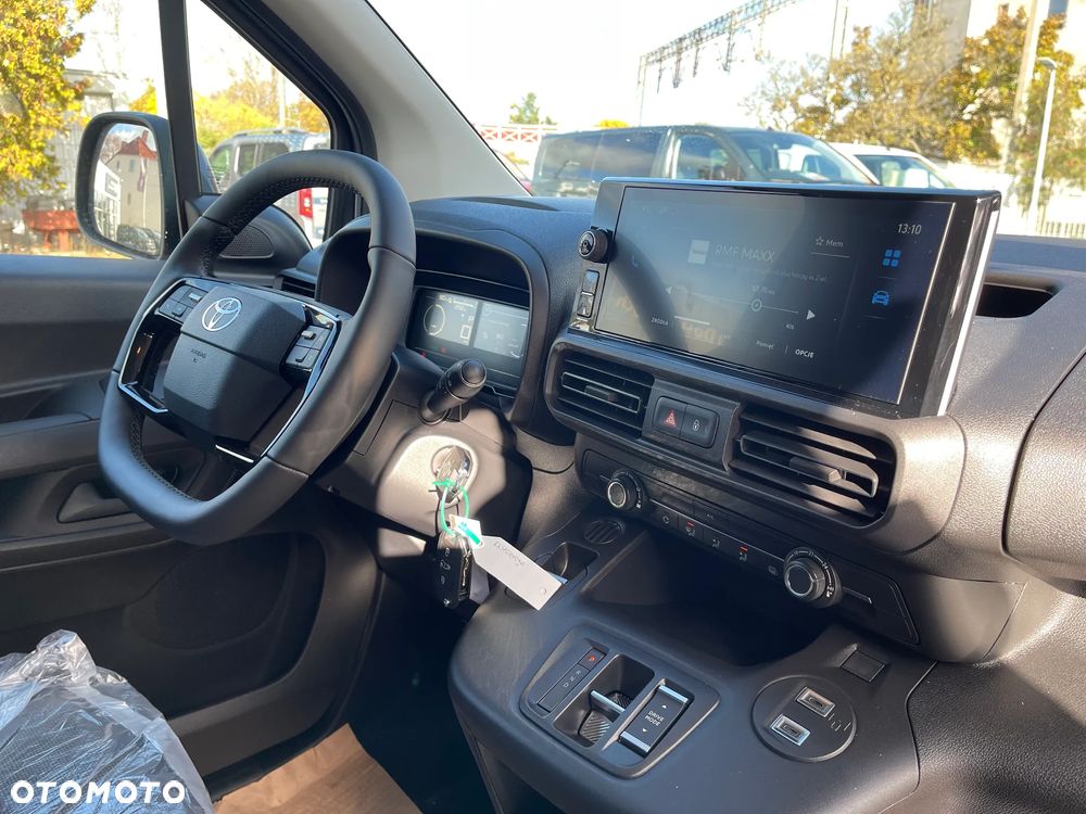 Toyota Proace City - 13