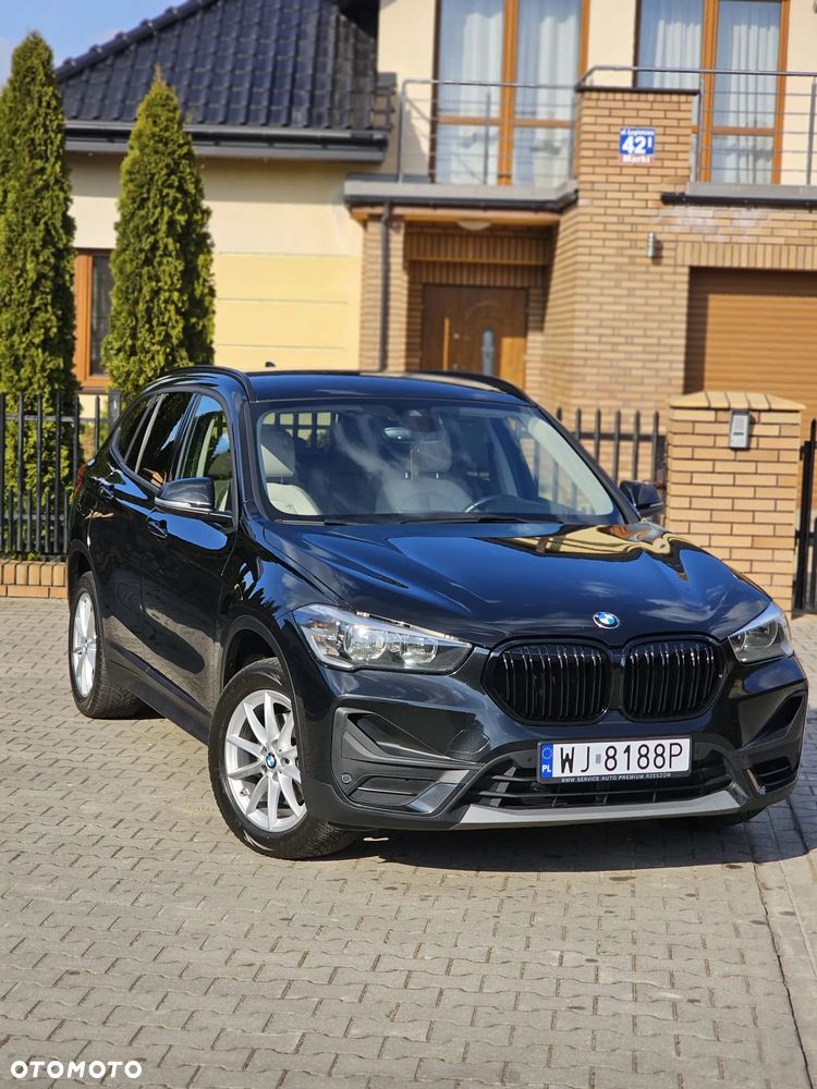 BMW X1 sDrive18i - 1