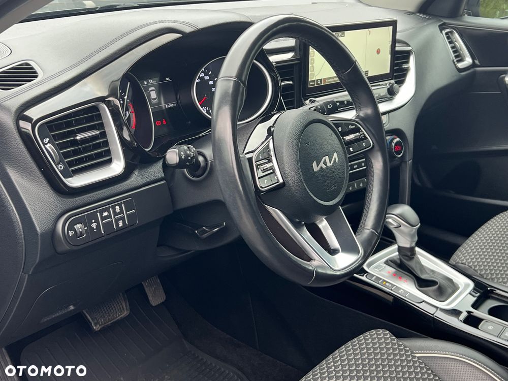 Kia XCeed - 22