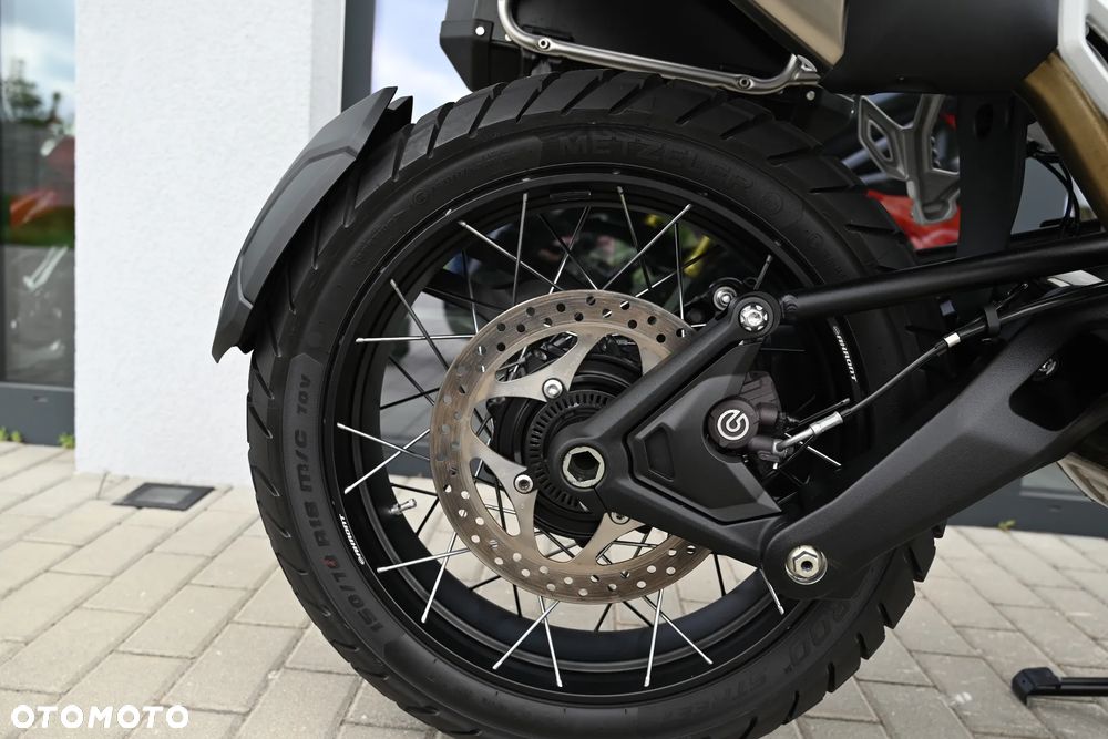 Triumph Tiger - 27