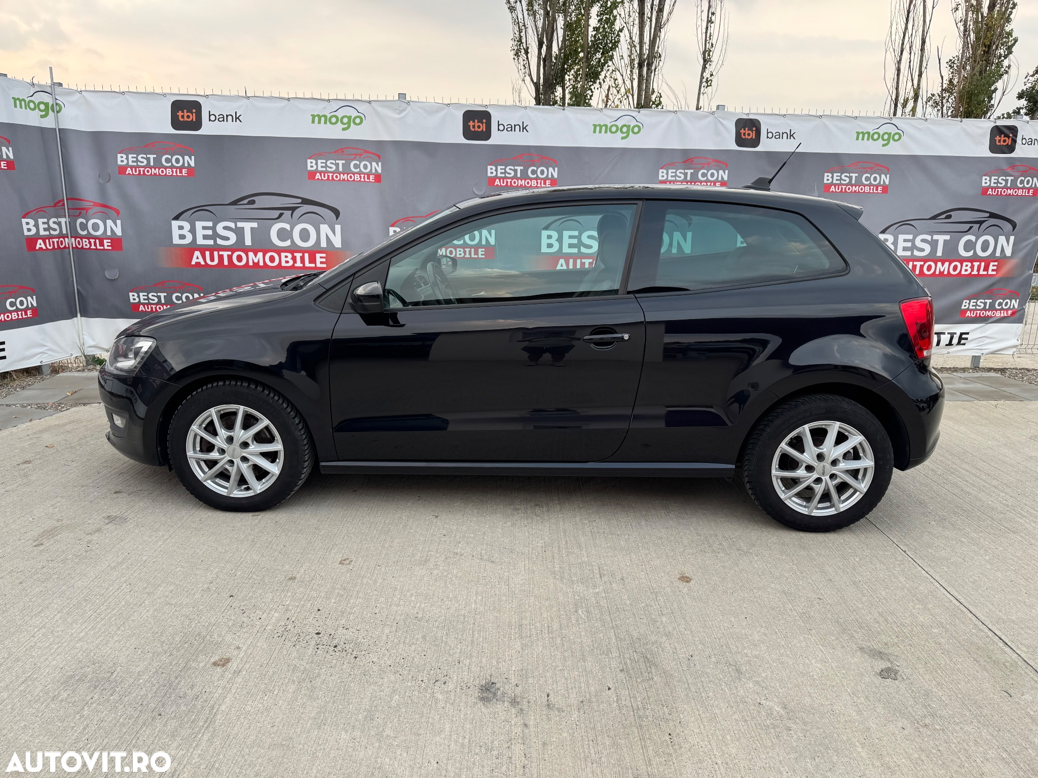 Volkswagen Polo 1.6 TDI Highline - 13