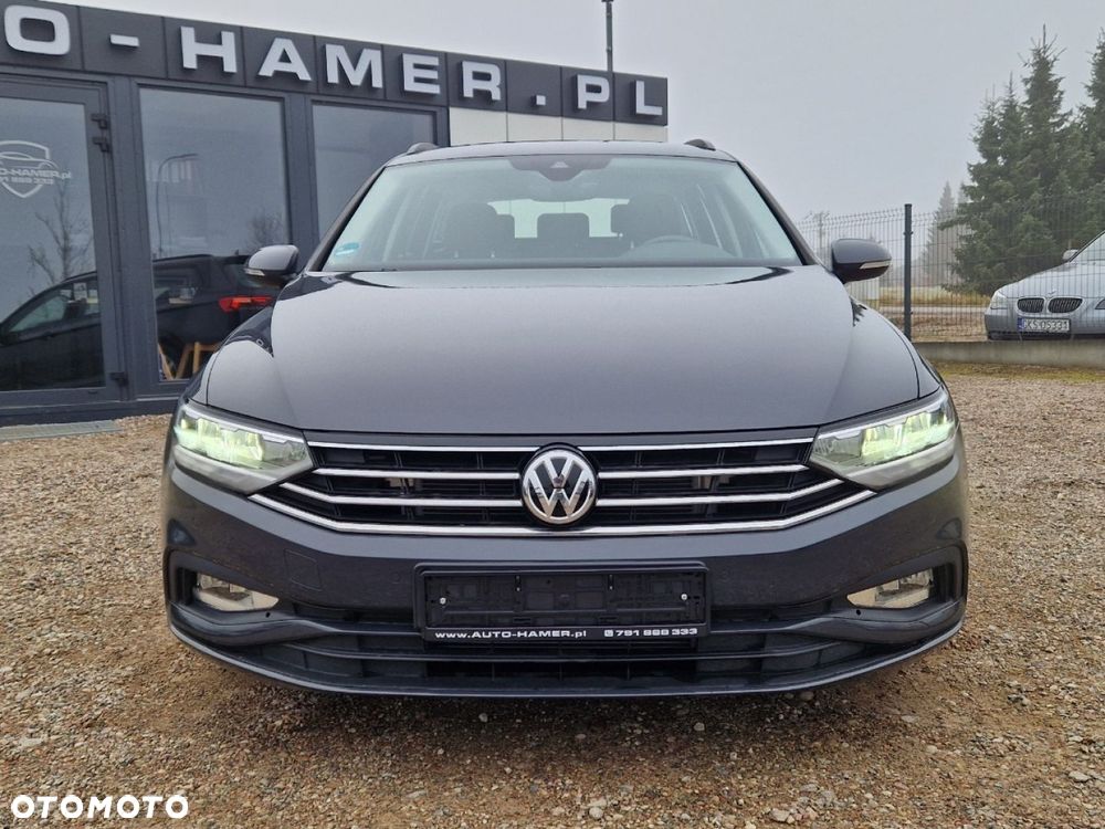 Volkswagen Passat - 28