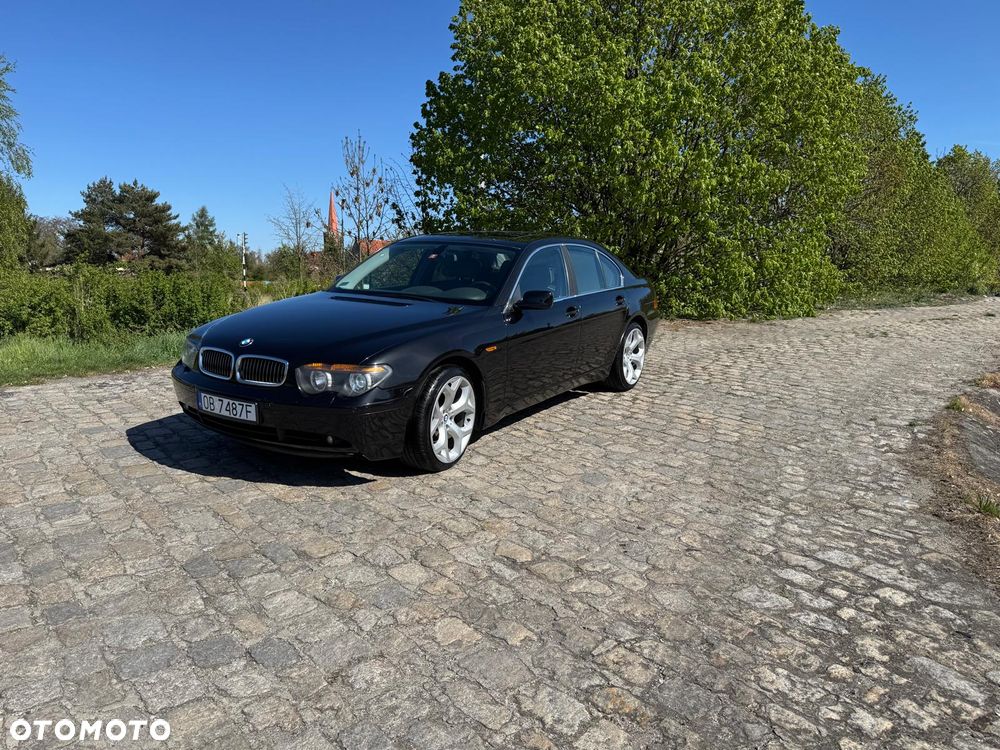 BMW Seria 7 745i - 7