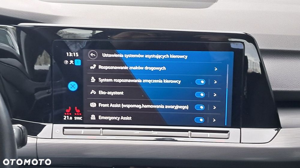 Volkswagen Golf 1.5 eTSI EVO Style DSG - 25