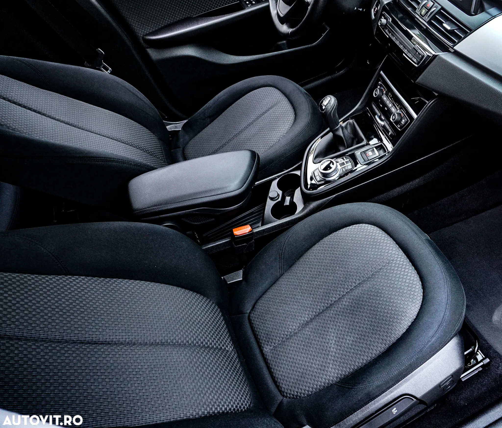 BMW Seria 2 216d Advantage - 13