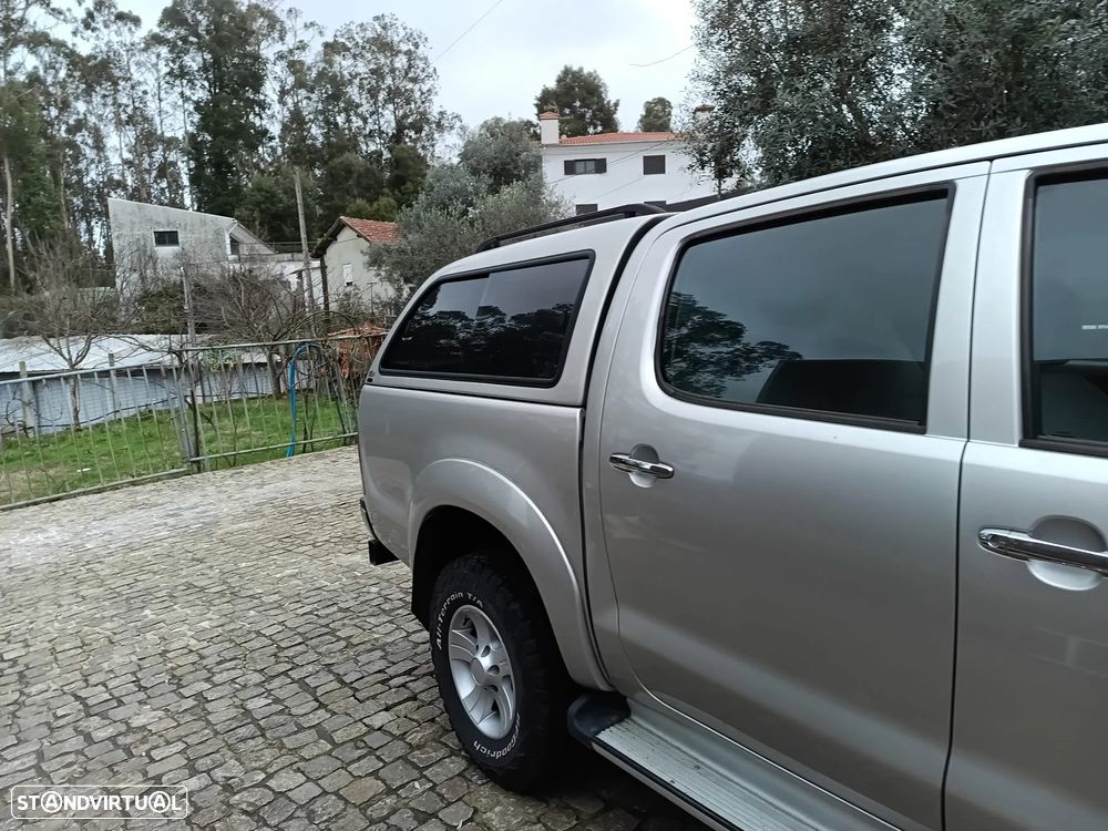 Toyota Hilux 4x4 Cabine Dupla - 9