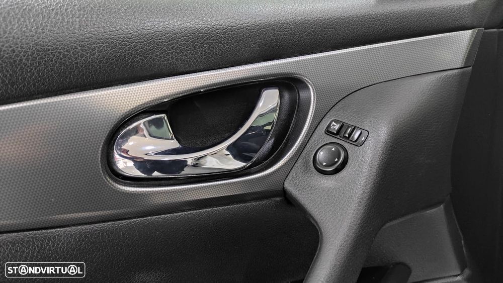 Nissan Qashqai 1.3 DIG-T Tekna - 29