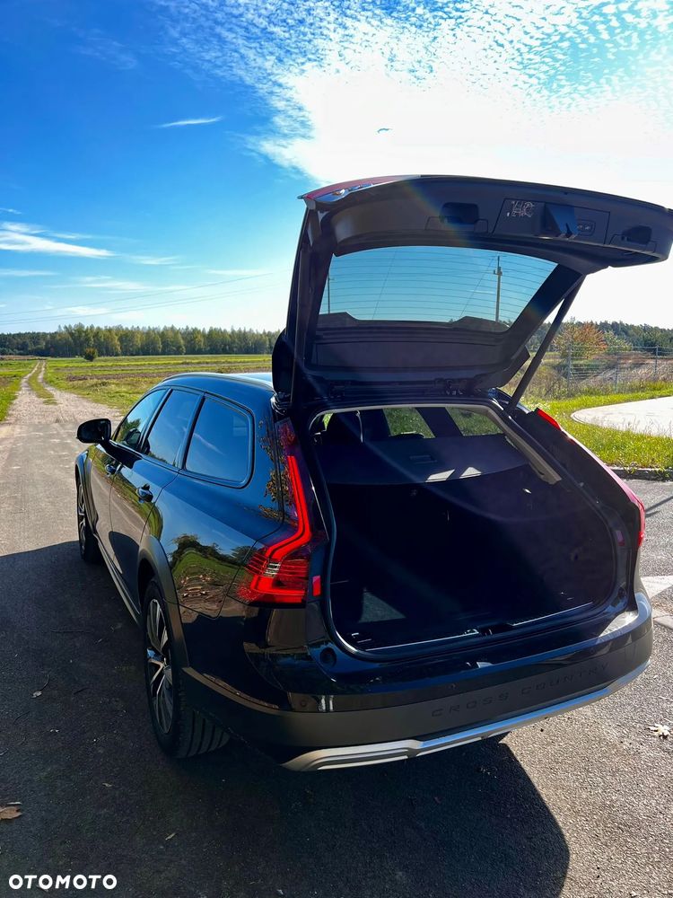 Volvo V90 Cross Country D4 AWD Geartronic - 13