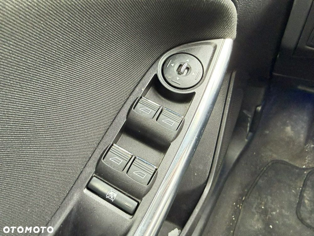 Ford Focus 2.0 EcoBoost ST - 31