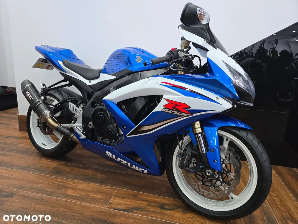 Suzuki GSX-R - 4